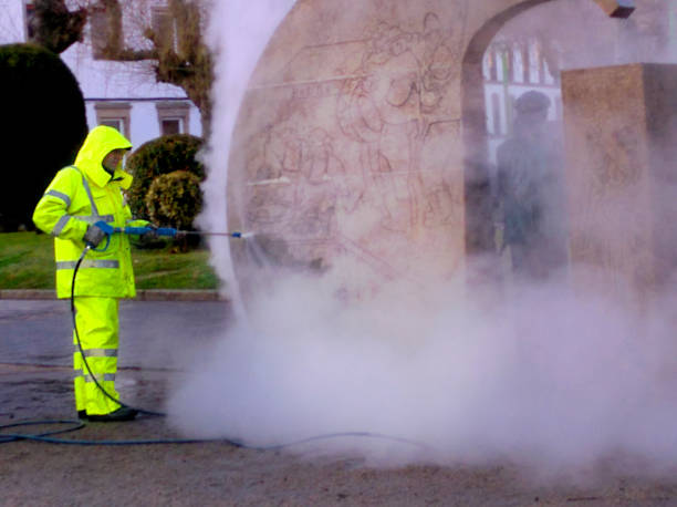 Best Residential Pressure Washing Services  in Bolivar, MO
